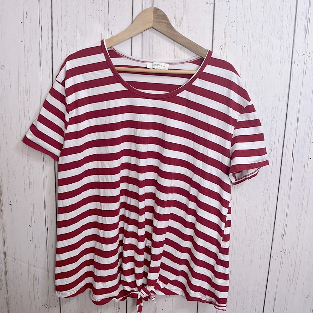 Umgee Size 1XL Red and White Striped Knot Tie Short Sleeves T shirt